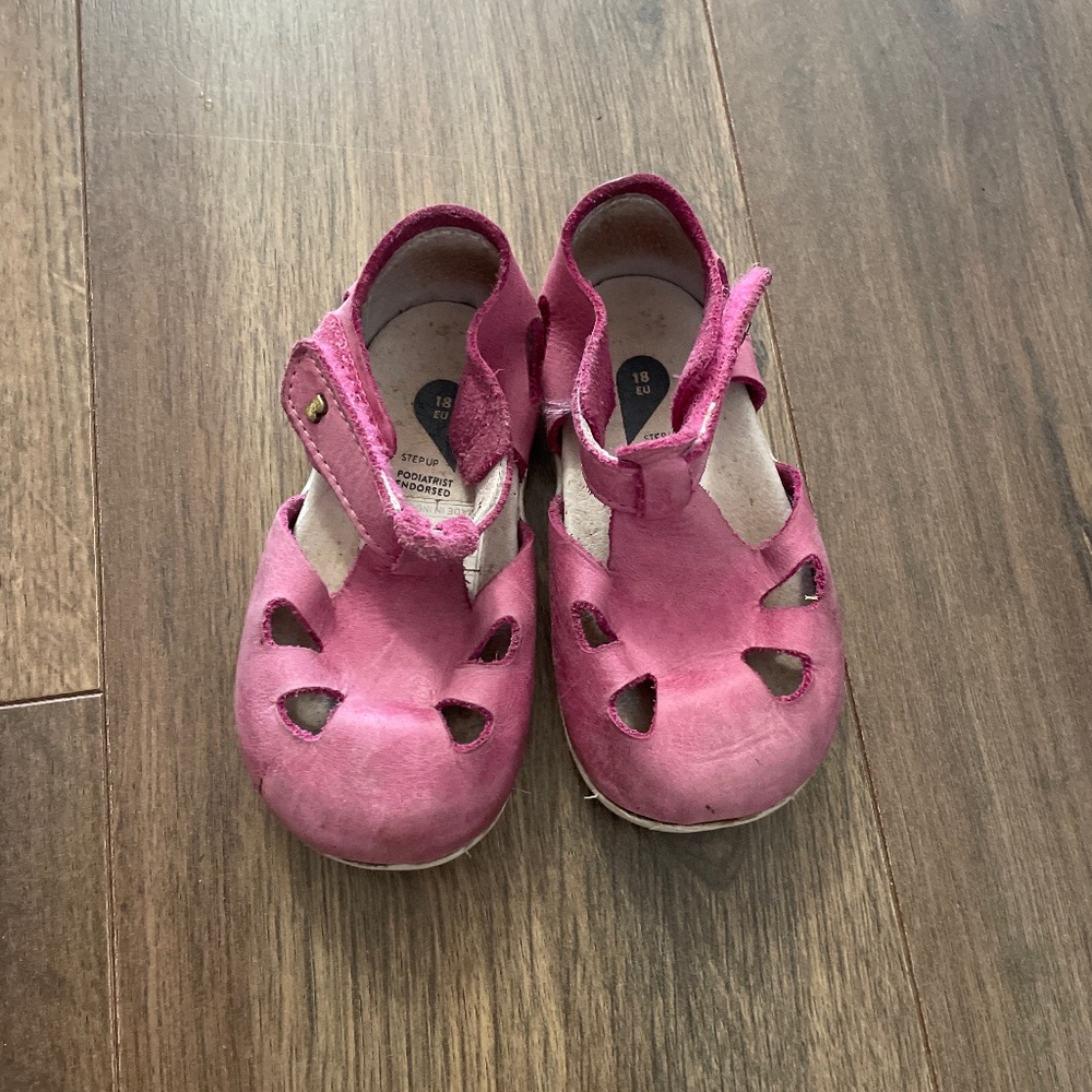 5/$20 Bobux shoes